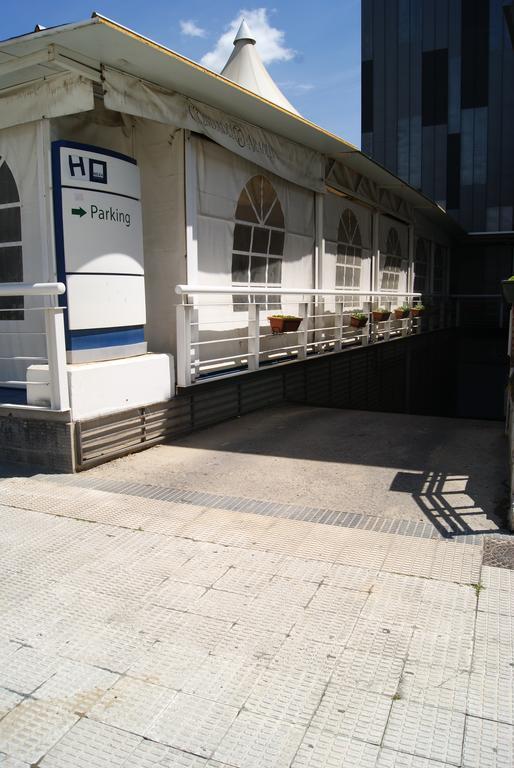 Hotel YIT Ciudad De Zaragoza Buitenkant foto