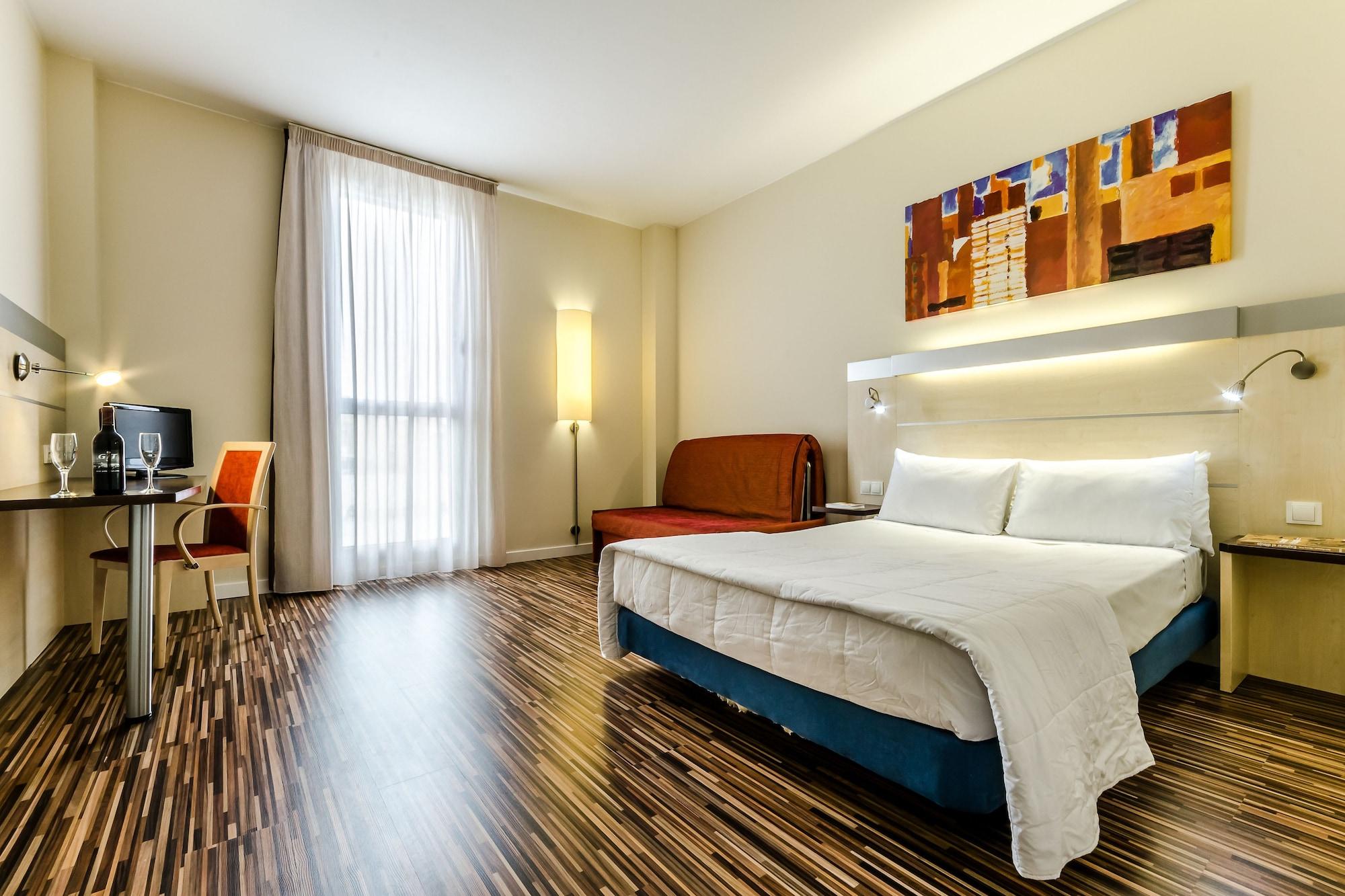 Hotel YIT Ciudad De Zaragoza Buitenkant foto