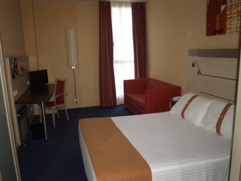 Hotel YIT Ciudad De Zaragoza Buitenkant foto
