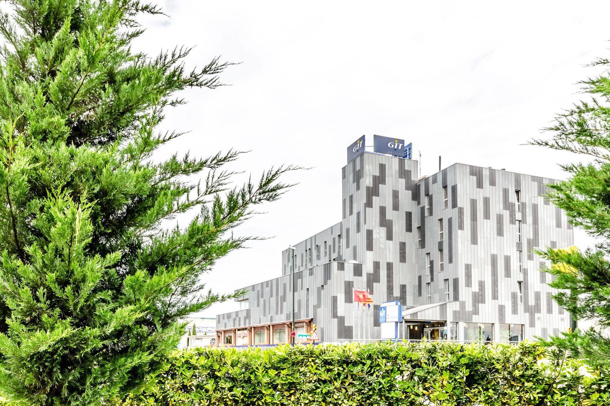 Hotel YIT Ciudad De Zaragoza Buitenkant foto